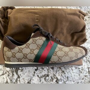 Gucci shoes